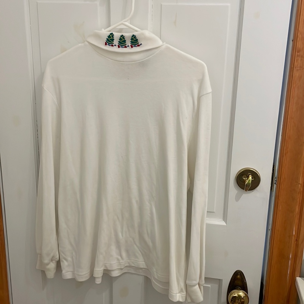 White turtleneck with Christmas embroidered detailing on neck - vintage